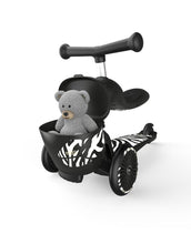 Laden Sie das Bild in den Galerie-Viewer, 2in1 Scooter Highwaykick 1 Lifestyle I Zebra