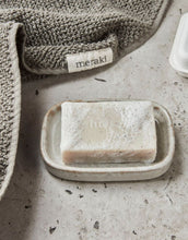 Laden Sie das Bild in den Galerie-Viewer, Stückseife I Sesame Scrub