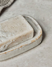 Laden Sie das Bild in den Galerie-Viewer, Stückseife I Sesame Scrub