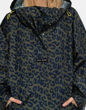 Laden Sie das Bild in den Galerie-Viewer, Raincoat I Leo Splashes Navy/Olive