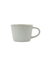 Laden Sie das Bild in den Galerie-Viewer, Kaffeetasse mit Untertasse Pion I Grau/Weiß