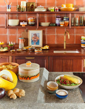 Laden Sie das Bild in den Galerie-Viewer, Keksdose 70's I Burst