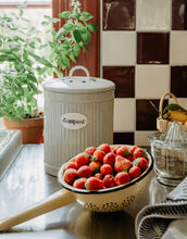 Laden Sie das Bild in den Galerie-Viewer, Komposteimer I Hugo Beige
