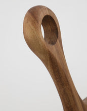 Laden Sie das Bild in den Galerie-Viewer, Schneidebrett Eya I 55cm