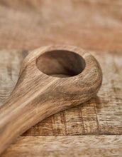 Laden Sie das Bild in den Galerie-Viewer, Schneidebrett Eya I 55cm