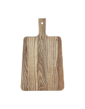 Laden Sie das Bild in den Galerie-Viewer, Schneidebrett Walnuss 36cm