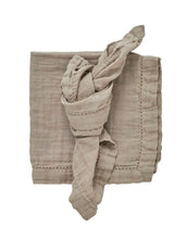 Laden Sie das Bild in den Galerie-Viewer, Stoffserviette Angela I Leinen