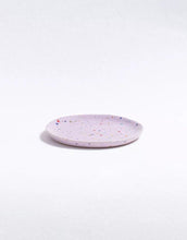 Laden Sie das Bild in den Galerie-Viewer, Teller Party ø 17cm I Lilac