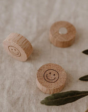 Laden Sie das Bild in den Galerie-Viewer, Holzmagnet 3er- Set I Smiley