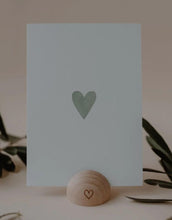 Laden Sie das Bild in den Galerie-Viewer, Kartenständer Halbrund I Herz