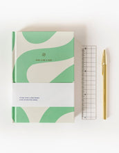 Laden Sie das Bild in den Galerie-Viewer, Journal One Line A Day I Flow Mint