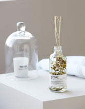 Laden Sie das Bild in den Galerie-Viewer, Raumduft I Verbena Drizzle