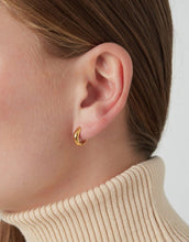 Laden Sie das Bild in den Galerie-Viewer, Ohrringe Mini Hoops I Gold