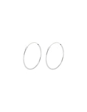 Laden Sie das Bild in den Galerie-Viewer, Ohrringe Plain Hoops I Silber