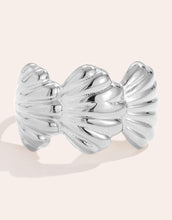 Laden Sie das Bild in den Galerie-Viewer, Ring Three Shells I Silber