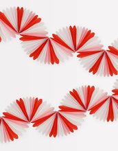 Laden Sie das Bild in den Galerie-Viewer, Girlande Candy Cane I Stripe Honeycomb