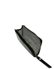 Laden Sie das Bild in den Galerie-Viewer, Portemonnaie Coco Coin Purse I Black Classic
