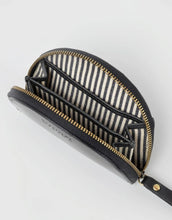 Laden Sie das Bild in den Galerie-Viewer, Portemonnaie Coin Purse Laura I Black Apple Leather