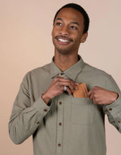 Laden Sie das Bild in den Galerie-Viewer, Portemonnaie Mark's Cardcase I Cognac Apple Leather