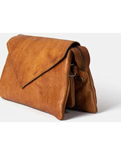 Laden Sie das Bild in den Galerie-Viewer, Tasche Claire I Burned Tan