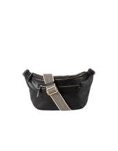 Laden Sie das Bild in den Galerie-Viewer, Bauchtasche Drew Maxi Bum Bag I Black Soft Grain