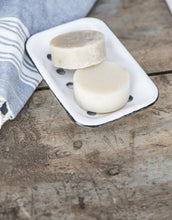 Laden Sie das Bild in den Galerie-Viewer, Seifenschale 2-Teilig I Emaille