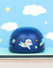 Laden Sie das Bild in den Galerie-Viewer, Nachtlicht Sternenhimmel Projektor I Weltraum