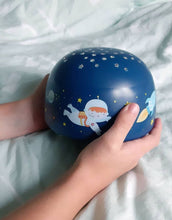 Laden Sie das Bild in den Galerie-Viewer, Nachtlicht Sternenhimmel Projektor I Weltraum