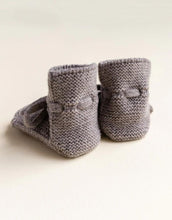 Laden Sie das Bild in den Galerie-Viewer, Booties 0-9 Monate I Otter