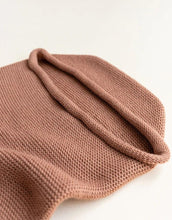 Laden Sie das Bild in den Galerie-Viewer, Cocoon Babydecke I Terracotta