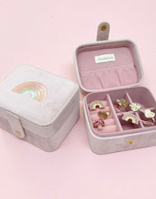 Laden Sie das Bild in den Galerie-Viewer, Schmuckdose I Dreamy Rainbow