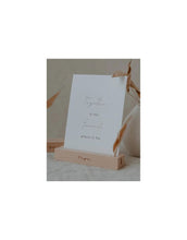 Laden Sie das Bild in den Galerie-Viewer, Trockenblumen- und Kartenständer I Papa