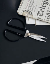 Laden Sie das Bild in den Galerie-Viewer, Schere I Schwarz / Silber