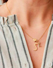 Laden Sie das Bild in den Galerie-Viewer, Anhänger Archetyp 10MM A-Z I Gold