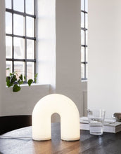 Laden Sie das Bild in den Galerie-Viewer, Lampe Vuelta I White