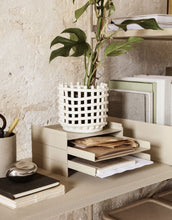 Laden Sie das Bild in den Galerie-Viewer, Aufbewahrung Ceramic Basket Small I Off-White