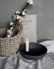 Laden Sie das Bild in den Galerie-Viewer, Kerzenhalter Lidatorp L I Dunkelgrau