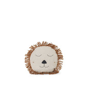 Laden Sie das Bild in den Galerie-Viewer, Kissen Safari I Löwe