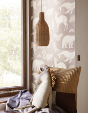 Laden Sie das Bild in den Galerie-Viewer, Kissen Safari I Pferd