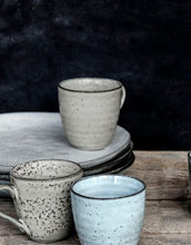 Laden Sie das Bild in den Galerie-Viewer, Becher Rustic I Grau/Blau