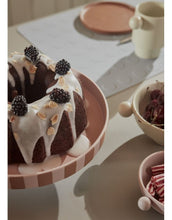 Laden Sie das Bild in den Galerie-Viewer, Servierplatte Toppu ø 27cm I Caramel