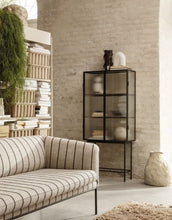 Laden Sie das Bild in den Galerie-Viewer, Vase Vulca Large I Off-White