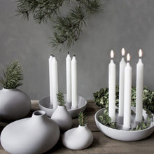 Laden Sie das Bild in den Galerie-Viewer, Kerzenhalter Granholmen I Hellgrau