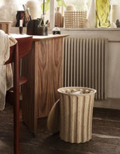 Laden Sie das Bild in den Galerie-Viewer, Papierkorb Paper Pulp