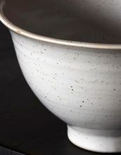 Laden Sie das Bild in den Galerie-Viewer, Schale Pion I Grau/Weiß