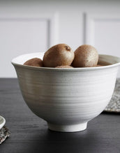 Laden Sie das Bild in den Galerie-Viewer, Schüssel Pion I Grau/Weiß
