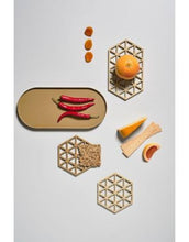 Laden Sie das Bild in den Galerie-Viewer, Untersetzer Triangles I Warm Sand