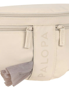 Leckerlibeutel Emma in Creme – vielseitige Bauchtasche für Hundebesitzer:innen mit Leckerlifach, Kotbeutelspender und Reißverschlussfach. Wasserabweisend, pflegeleicht und nachhaltig gefertigt aus recyceltem Polyester.