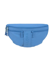 Leckerlitasche Emma in Sky Blue – multifunktionale Bauchtasche für Hundebesitzer:innen mit Leckerlifach, Reißverschlussfach und Kotbeutelspender. Wasserabweisend, abwaschbar und nachhaltig gefertigt aus recyceltem Polyester.