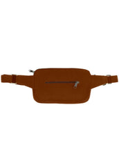 Laden Sie das Bild in den Galerie-Viewer, Fanny Pack Harry von Hindbag in der Farbe Chocolat– rechteckige Bauchtasche aus GOTS-zertifizierter Bio-Baumwolle mit zwei Reißverschlusstaschen und verstellbarem Gurt

